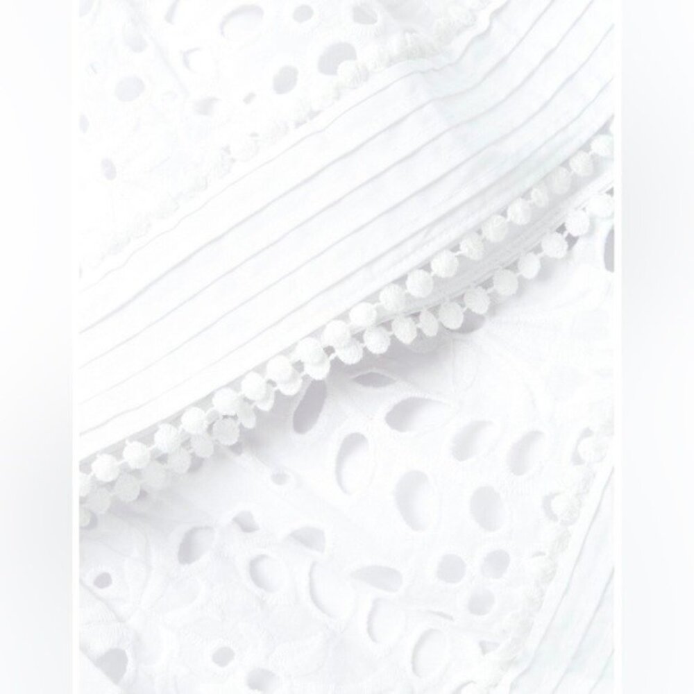 Lilly Pulitzer Lucinda Dress in Resort White Large Petal Eyelet - Picture 5 of 7